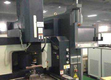 鏡面火花機油和普通火花機油有什么區別？【仁光智能】