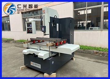 高速細孔放電機的加工原理-仁光智能 高速細孔放電機的加工原理-仁光智能